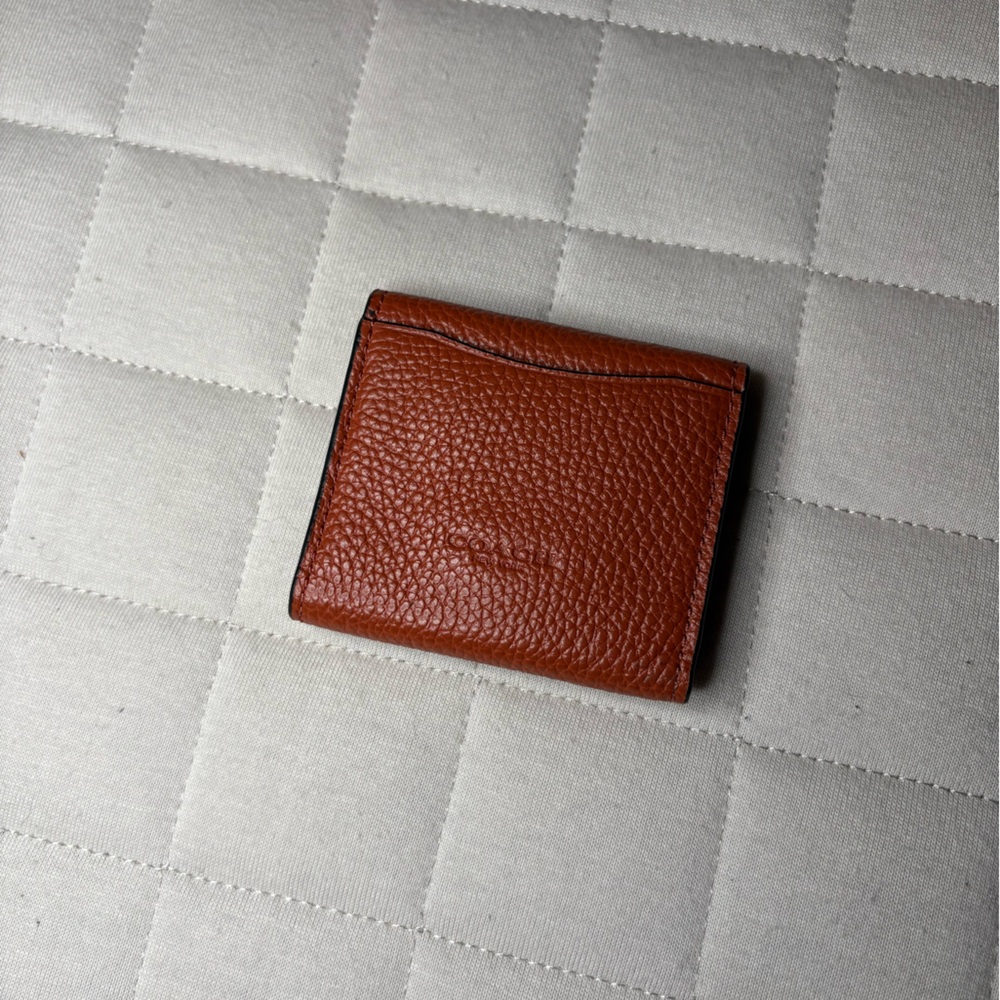 Coach Brown Earbud Headphone Case - Picture 2 of 4
